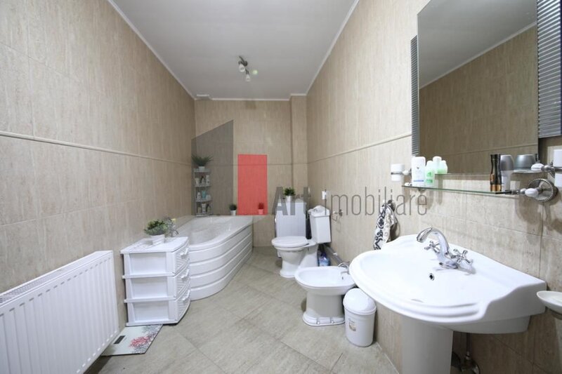 Bucurestii Noi, casa de inchiriat cu 3 camere, 0 comision.